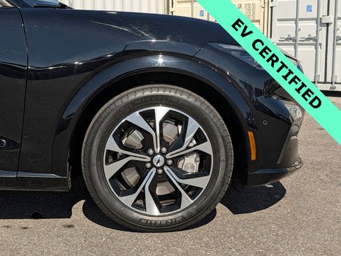 Certified 2022 Ford Mustang Mach-E Premium image 11