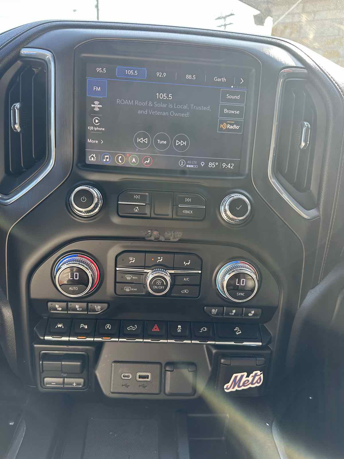 Used 2021 GMC Sierra 1500 AT4 w/ AT4 Premium Package AWD/4WD image 15