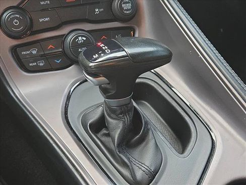 Used 2023 Dodge Challenger SXT RWD image 12
