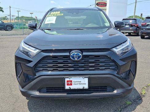 Certified 2022 Toyota RAV4 XLE w/ Convenience Package image 2