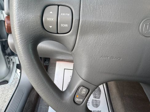 Used 2002 Buick Le Sabre Custom w/ Luxury Pkg FWD image 13