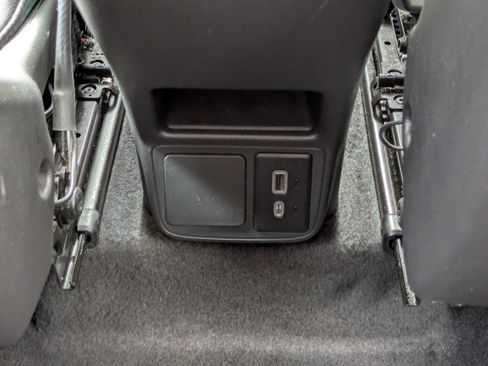 Used 2023 Buick Encore GX Preferred FWD image 30