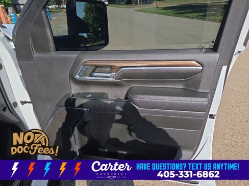 Used 2024 Chevrolet Silverado 2500 LT AWD/4WD image 33