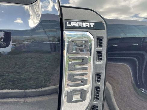 New 2026 Ford F250 Lariat w/ Chrome Package image 9