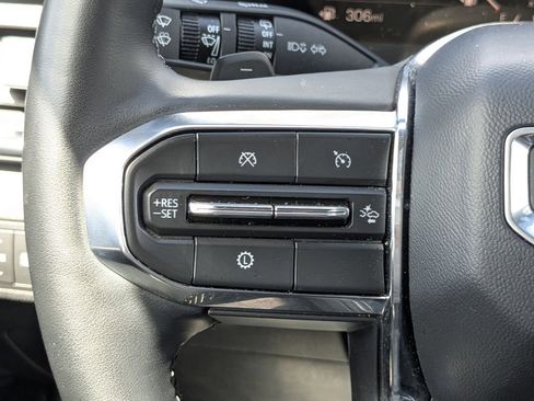 Used 2025 GMC Terrain Elevation FWD image 22