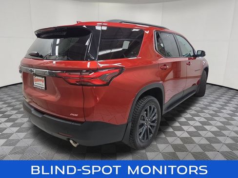 Used 2023 Chevrolet Traverse RS AWD/4WD image 4