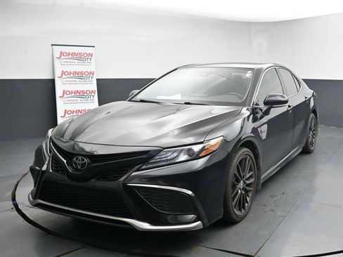 Used 2024 Toyota Camry XSE image 4