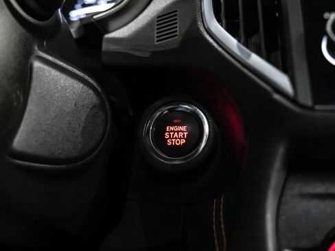 Used 2021 Subaru Crosstrek 2.0i Premium w/ Moonroof Package image 19