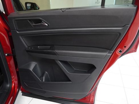 Used 2021 Volkswagen Atlas SEL AWD/4WD image 31