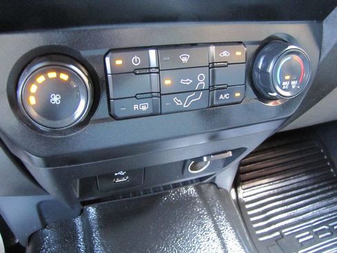 Used 2022 Ford F350 XL w/ Power Equipment Group image 41