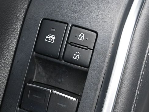 Used 2020 Toyota Highlander Platinum AWD/4WD image 13