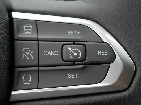 New 2026 Jeep Compass Limited image 16