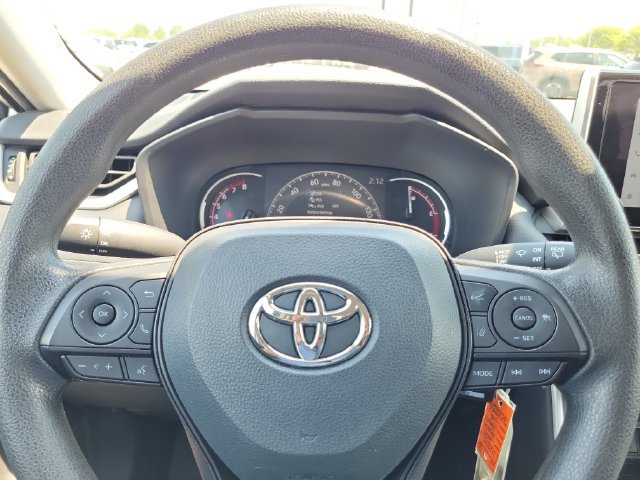 Used 2025 Toyota RAV4 LE FWD image 23