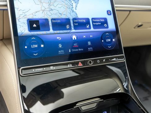 Used 2025 Mercedes-Benz S 580 4MATIC Sedan image 29