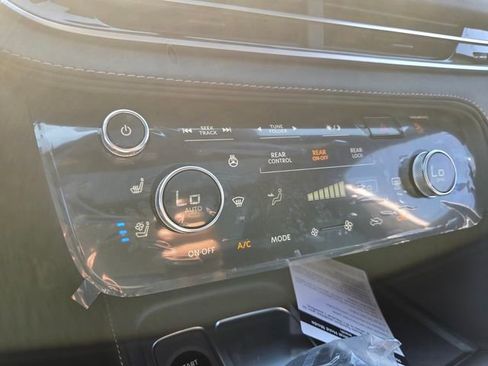 New 2026 INFINITI QX60 Sport w/ Dark Cargo Package AWD/4WD image 29