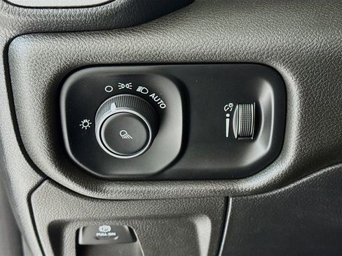 Used 2021 RAM 1500 Tradesman AWD/4WD image 10