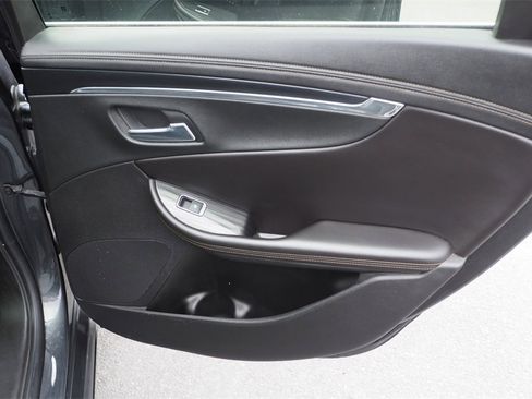 Used 2018 Chevrolet Impala Premier image 20