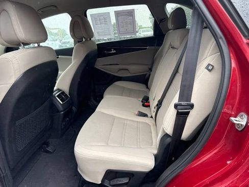 Used 2017 Kia Sorento AWD image 24