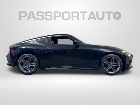 Certified 2024 Nissan Z Performance w/ Floor Mat Package RWD image 11
