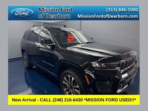 Used 2022 Jeep Grand Cherokee L Overland w/ Luxury Tech Group IV AWD/4WD image 1