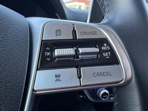 Used 2022 Kia Telluride EX w/ EX Premium Package FWD image 19