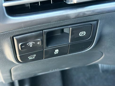 New 2026 Hyundai Tucson Limited image 35