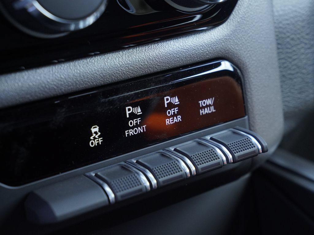 New 2026 RAM 1500 Big Horn AWD/4WD image 23