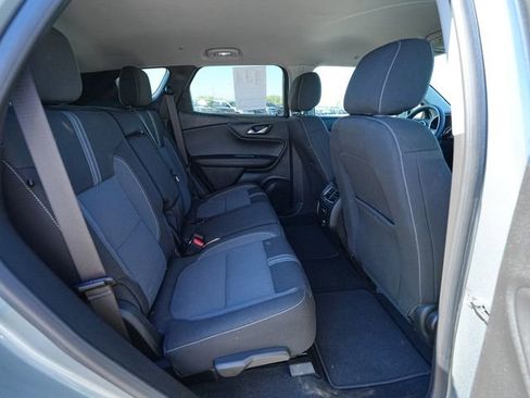 Used 2025 Chevrolet Blazer LT AWD/4WD image 24