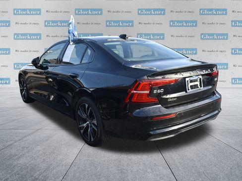 Used 2024 Volvo S60 B5 Plus image 9