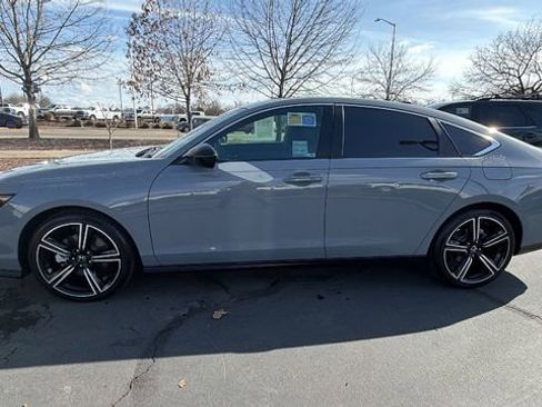 Used 2023 Honda Accord Sport image 7