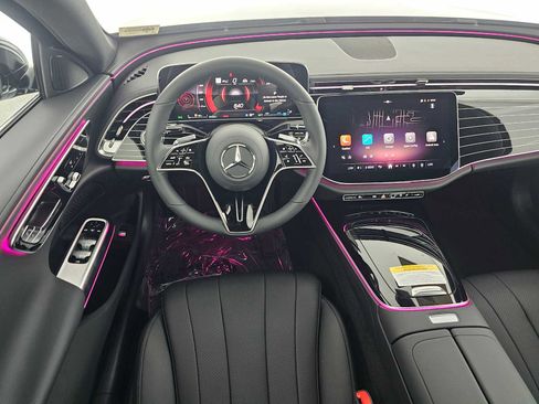 New 2026 Mercedes-Benz E 350 4MATIC Sedan image 18