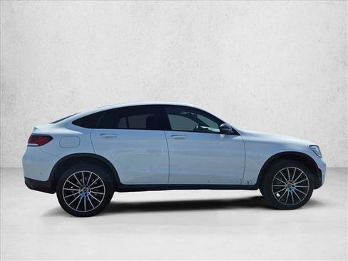 Used 2021 Mercedes-Benz GLC 300 4MATIC Coupe image 4