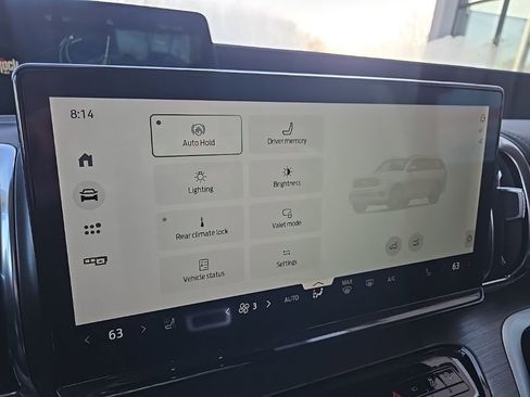 Used 2025 Ford Expedition Max Platinum image 55