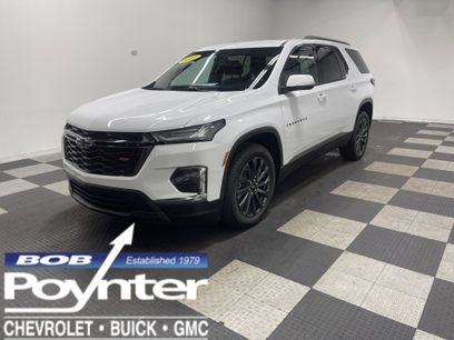 Used 2023 Chevrolet Traverse RS