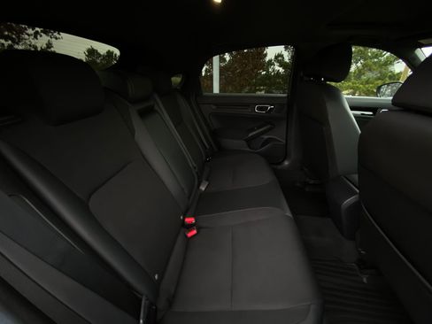 Used 2025 Honda Civic Sport image 27