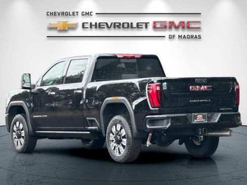 New 2026 GMC Sierra 2500 Denali w/ Denali Reserve Package image 5