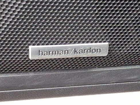 Used 2020 Subaru Outback Limited image 27