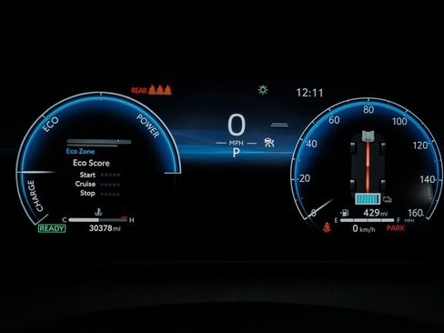 Used 2023 Toyota Crown XLE image 17