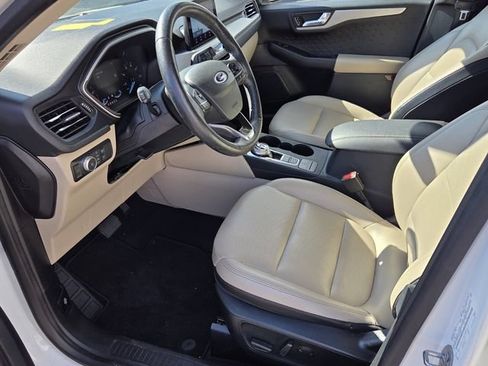 Used 2020 Ford Escape SEL FWD image 9