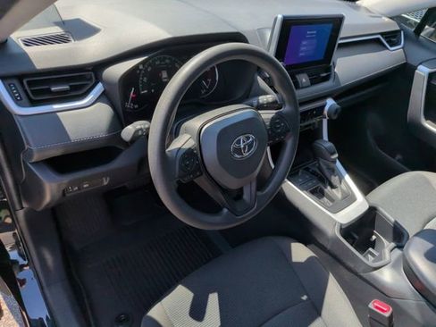 Used 2025 Toyota RAV4 LE FWD image 17