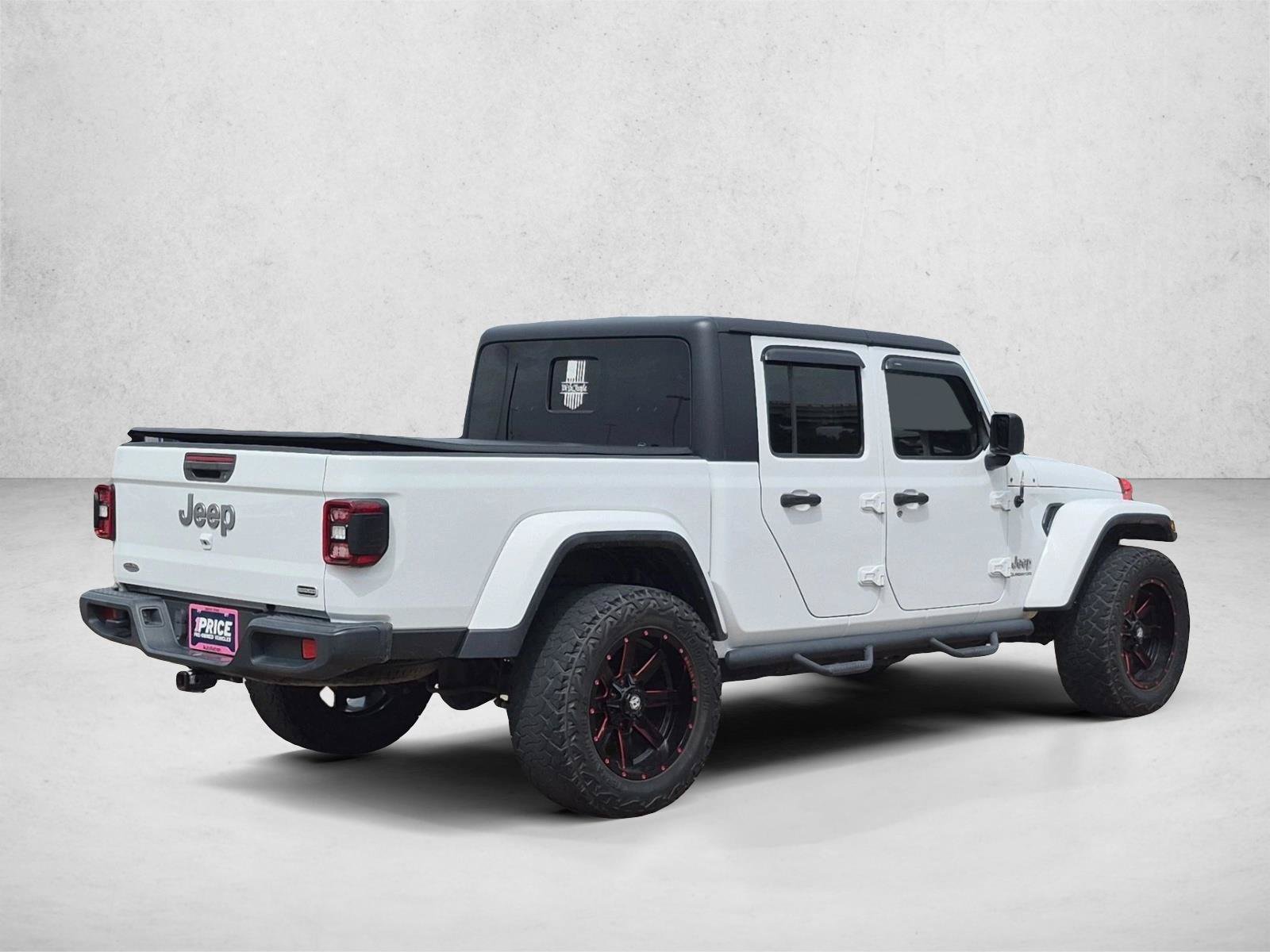 Used 2020 Jeep Gladiator Overland AWD/4WD image 5