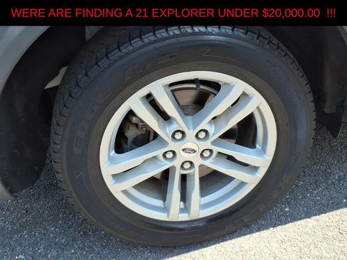 Used 2021 Ford Explorer XLT w/ Equipment Group 202A AWD/4WD image 7