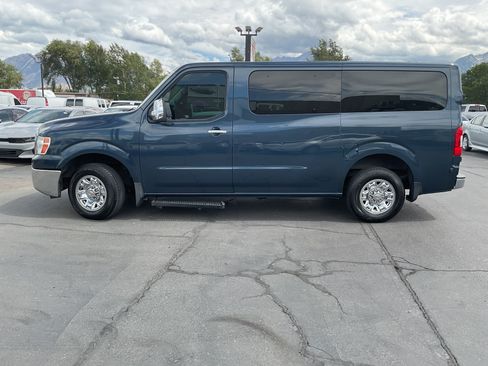 Used 2019 Nissan NV 3500 SV w/ Navigation Package RWD image 4