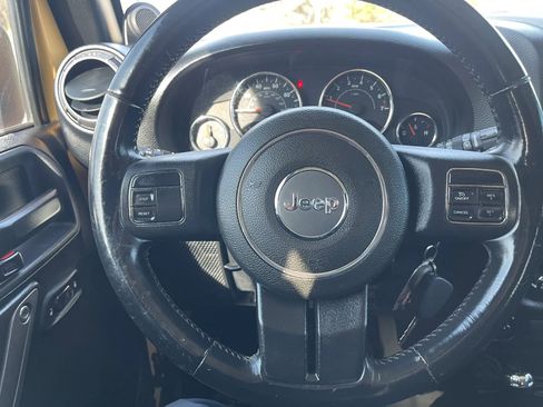 Used 2014 Jeep Wrangler Unlimited Sport w/ Quick Order Package 24S AWD/4WD image 18