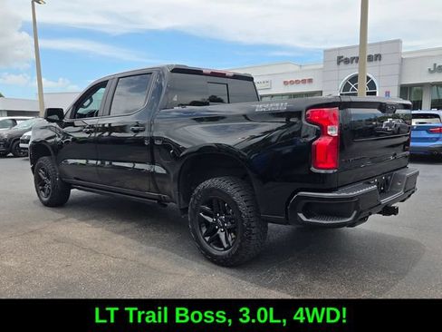 Used 2024 Chevrolet Silverado 1500 LT Trail Boss w/ LT Trail Boss Premium Package AWD/4WD image 5