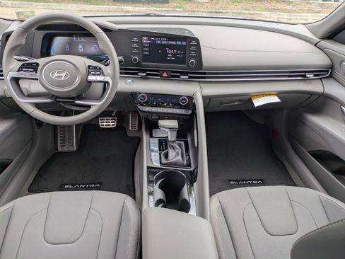 New 2026 Hyundai Elantra SEL Sport FWD image 14