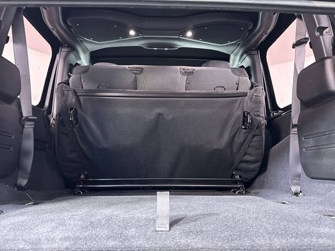 Used 2024 Jeep Wrangler Sport image 13