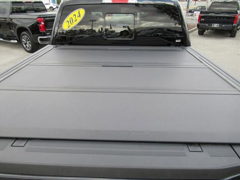 Used 2024 Ford F150 King Ranch w/ FX4 Off-Road Package image 6