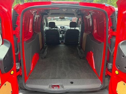 Used 2022 Ford Transit Connect XL FWD image 18