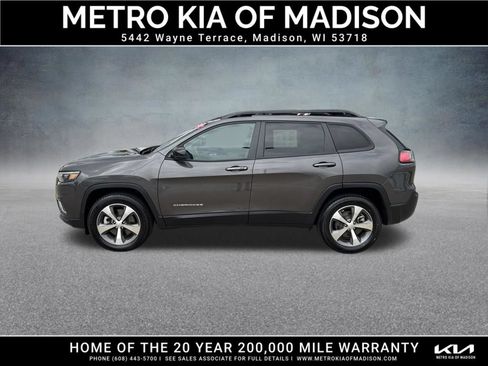 Used 2022 Jeep Cherokee Limited AWD/4WD image 4